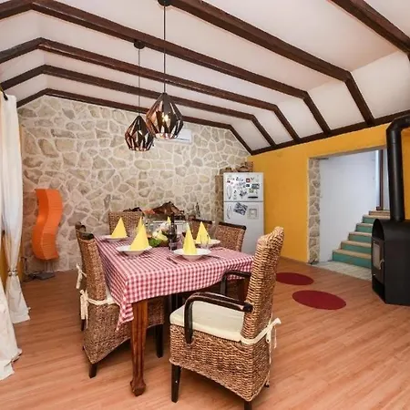 Holiday home House With A Swimming Pool Krusevo, Novigrad - 26005